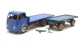 Shackleton Models - unboxed and playworn die-cast Foden FG ten-wheel flatbed lorry in blue and red w