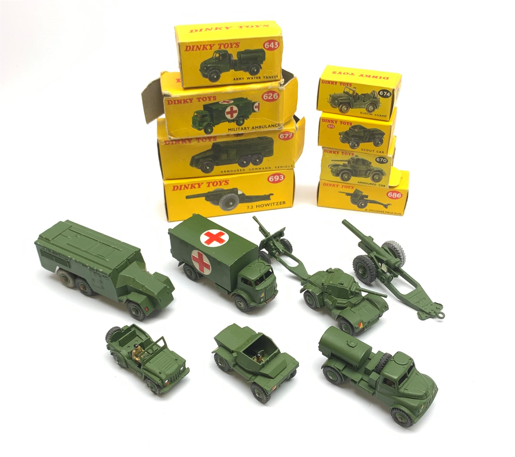 Dinky - eight military vehicles comprising 7.2 Howitzer No.693, Armoured Command Vehicle No.677, Mil - Image 3 of 7