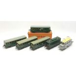French Serie Hornby '0' gauge - two three-rail electric pantograph locomotives, SNCF BB-8051 in gree