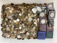 Quantity of Great British and World coins including Queen Elizabeth II 2015 Bailiwick of Guernsey fi
