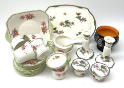 Shelley tea service for six, decorated in the Stocks pattern, Shelley Kingfisher pattern vase and a