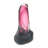 A Richie Alli Shard glass vase, naturalistic overlaid glass base & cranberry carved neck, H28cm