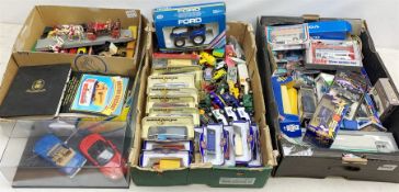 Collection of die cast models including a Ertil 1/32 Ford TW5 Tractor, Matchbox, Models of Yesteryea