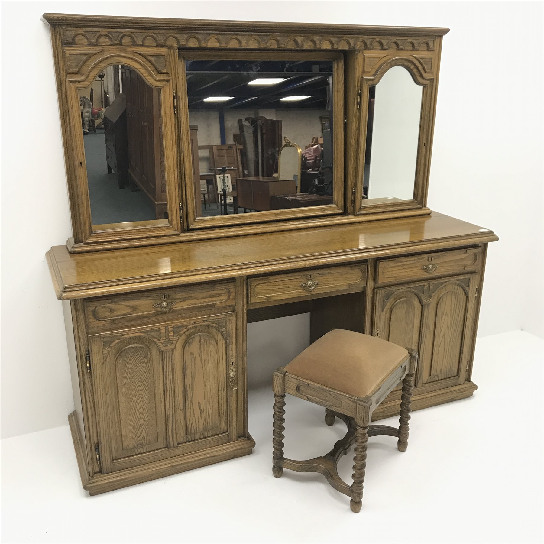 American oak twin pedestal dressing table, three piece mirror back above three drawers, two cupboard - Image 2 of 3