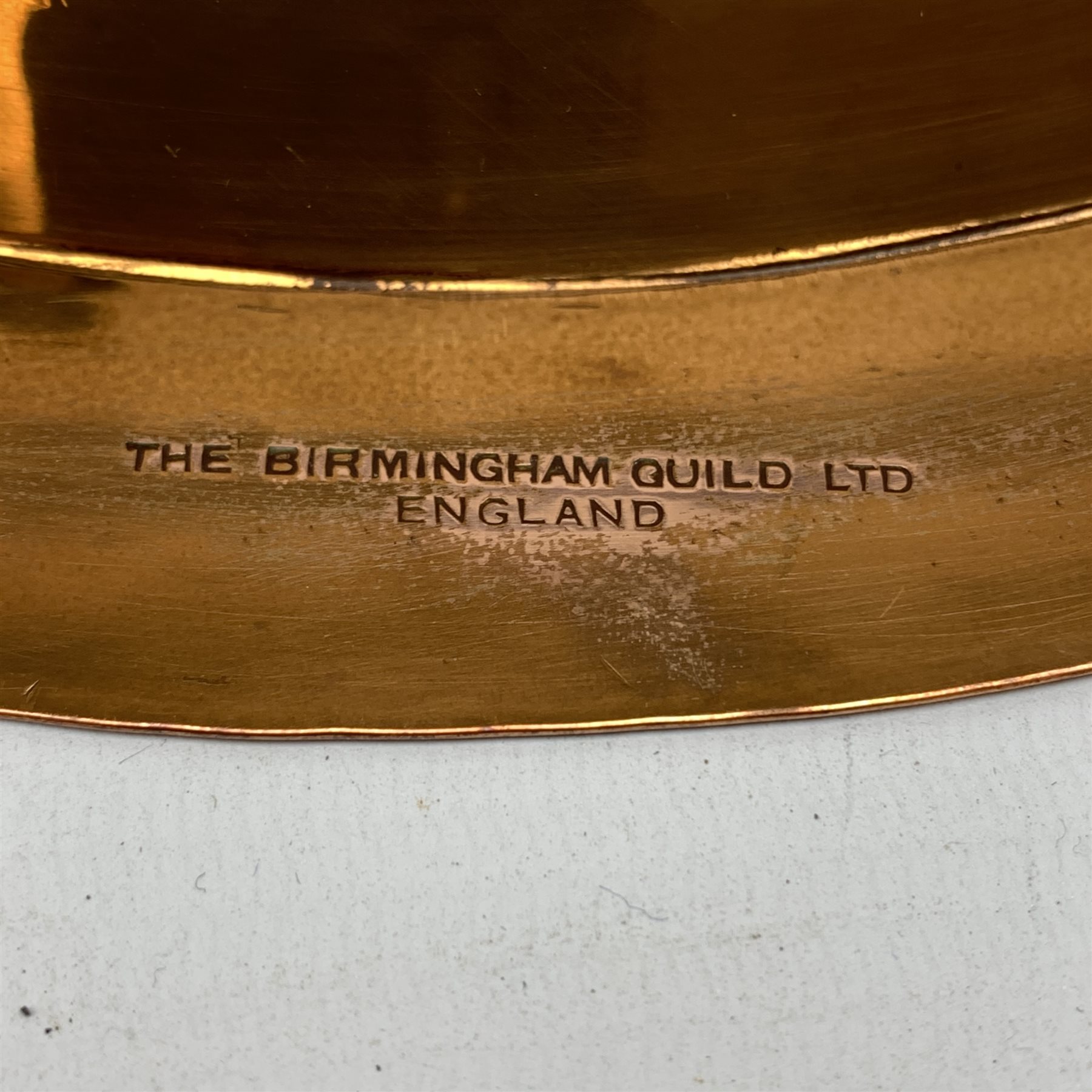 Birmingham Guild of Handicraft copper bowl, of circular form, the broad rim stamped with circles and - Image 4 of 7