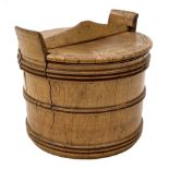 18th/19th century turned treen butter tub, with lockable cover, H10cm, D11.5cm