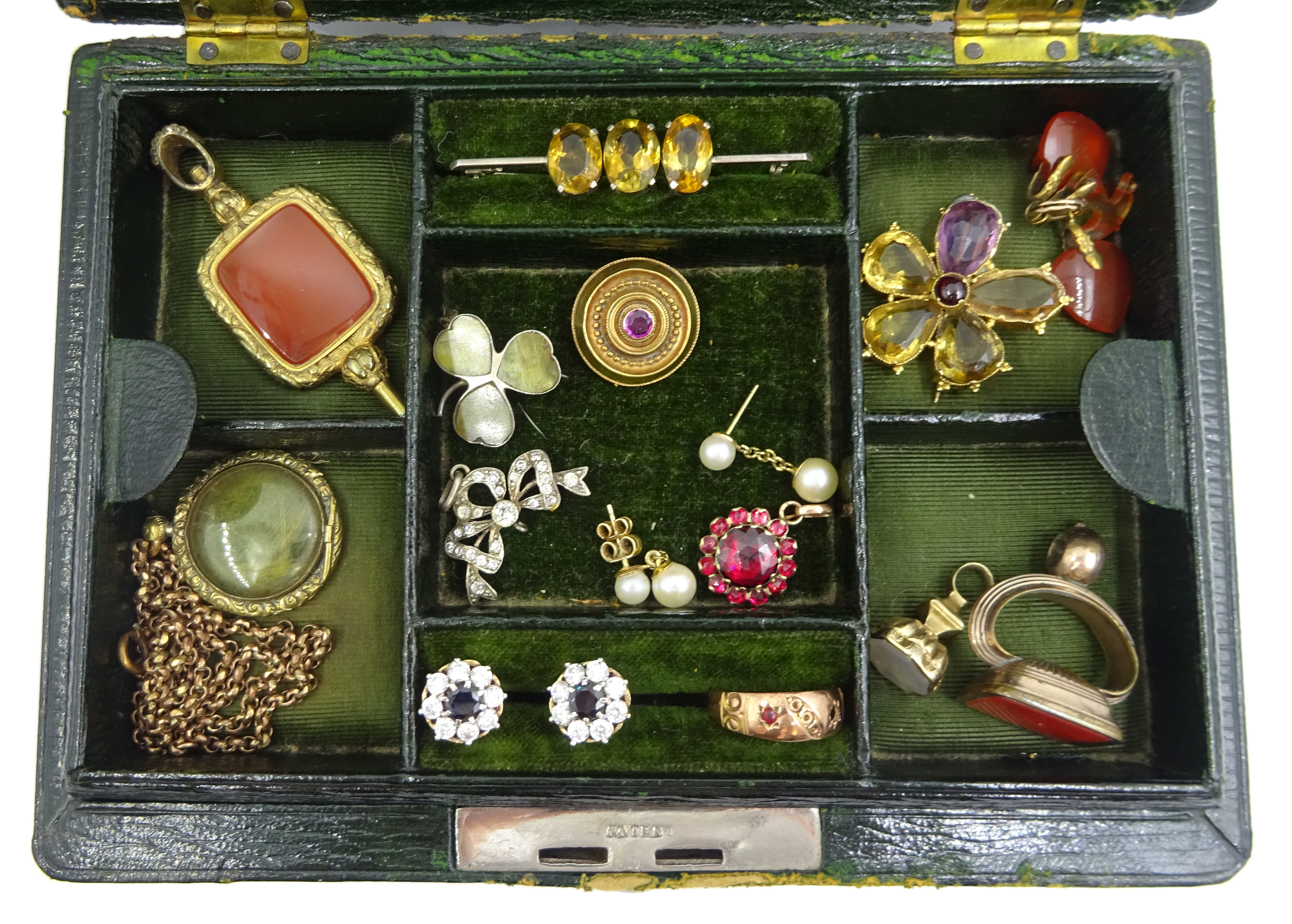 Early 20th century jewellery box, containing Victorian and later jewellery including 17ct gold stone - Image 7 of 8