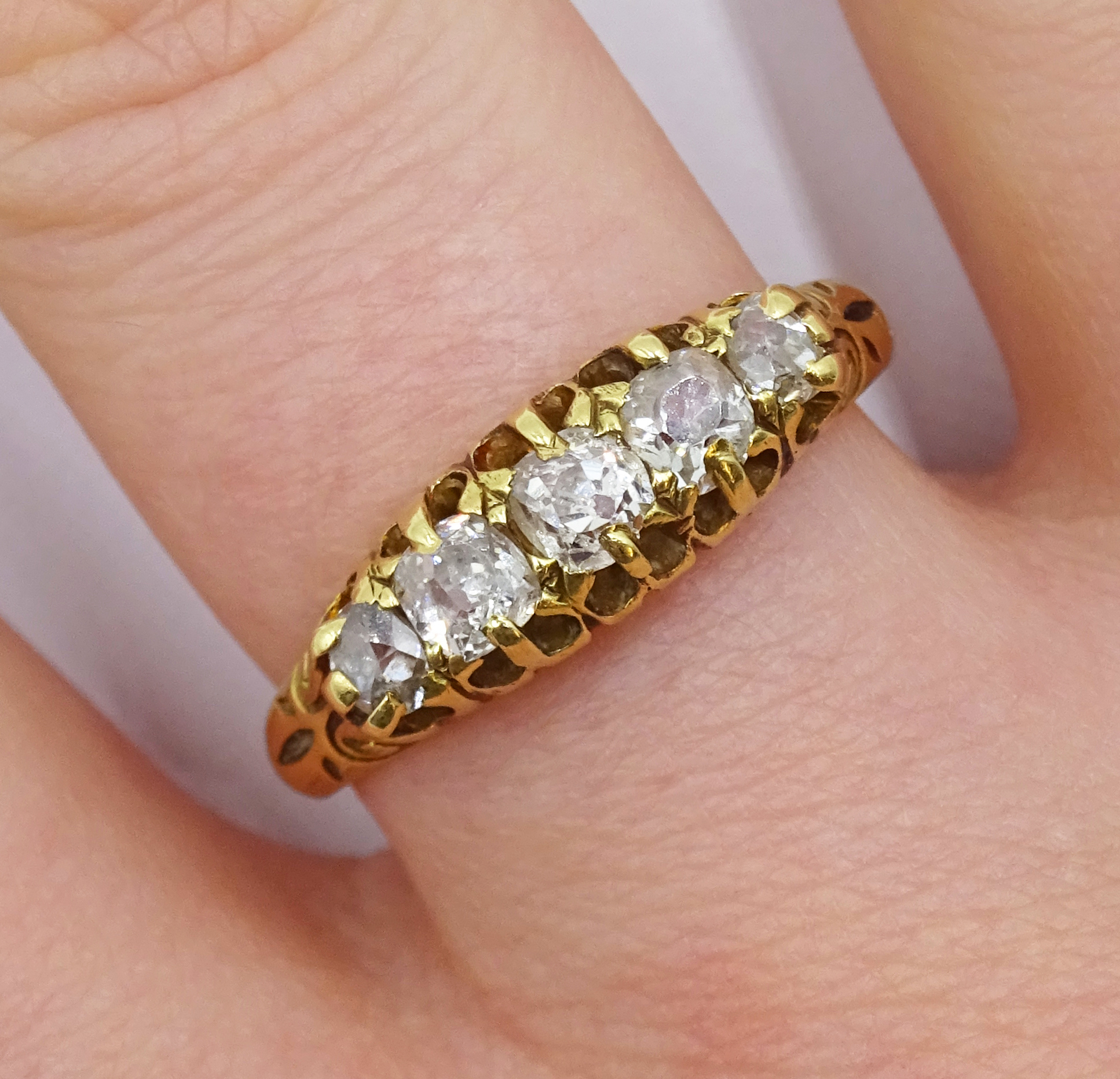 18ct gold five stone old cut diamond ring, total diamond weight approx 0.40 carat - Image 6 of 8