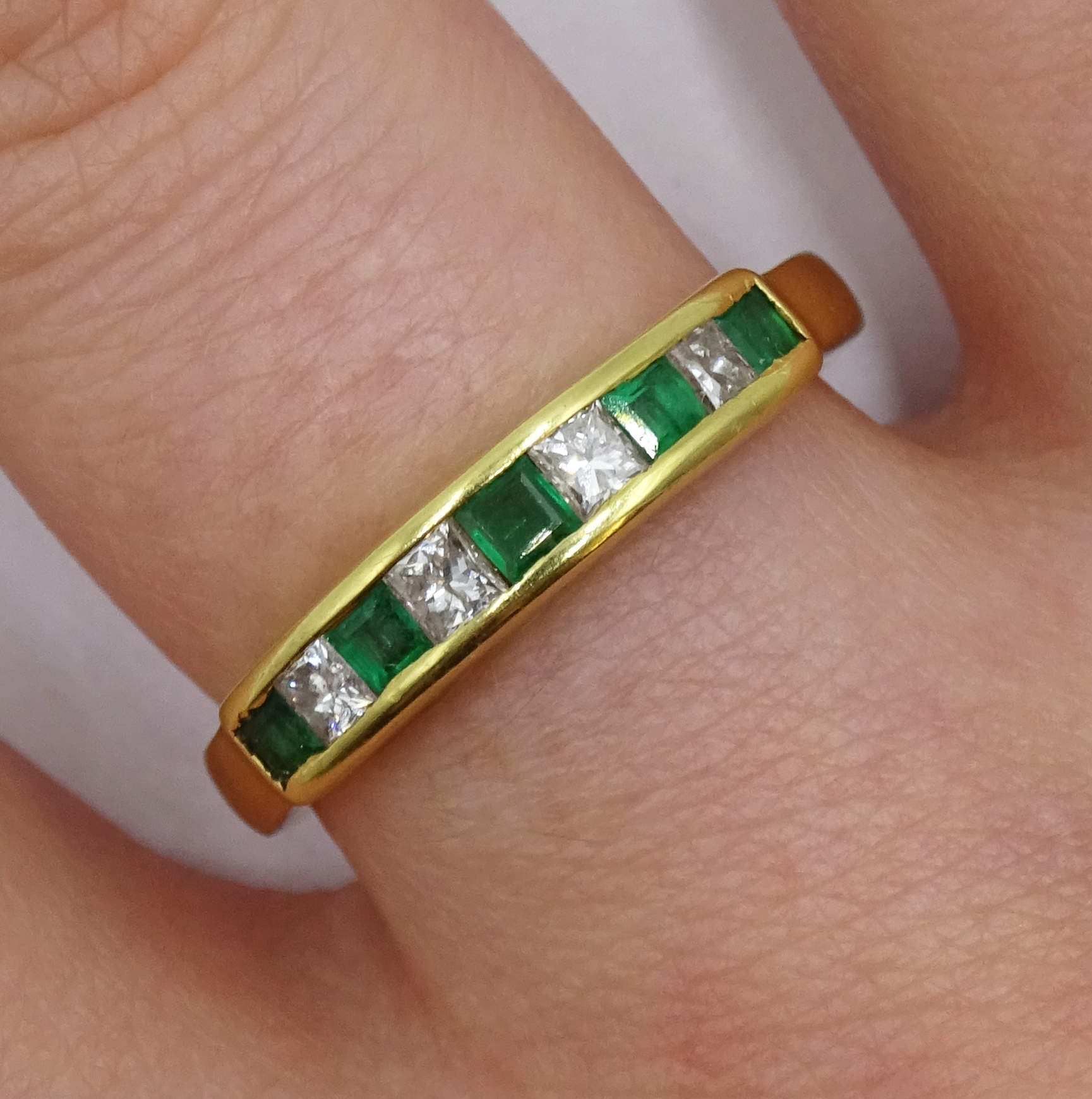 18ct gold princess cut emerald and diamond half eternity ring, London 1989 - Image 6 of 8