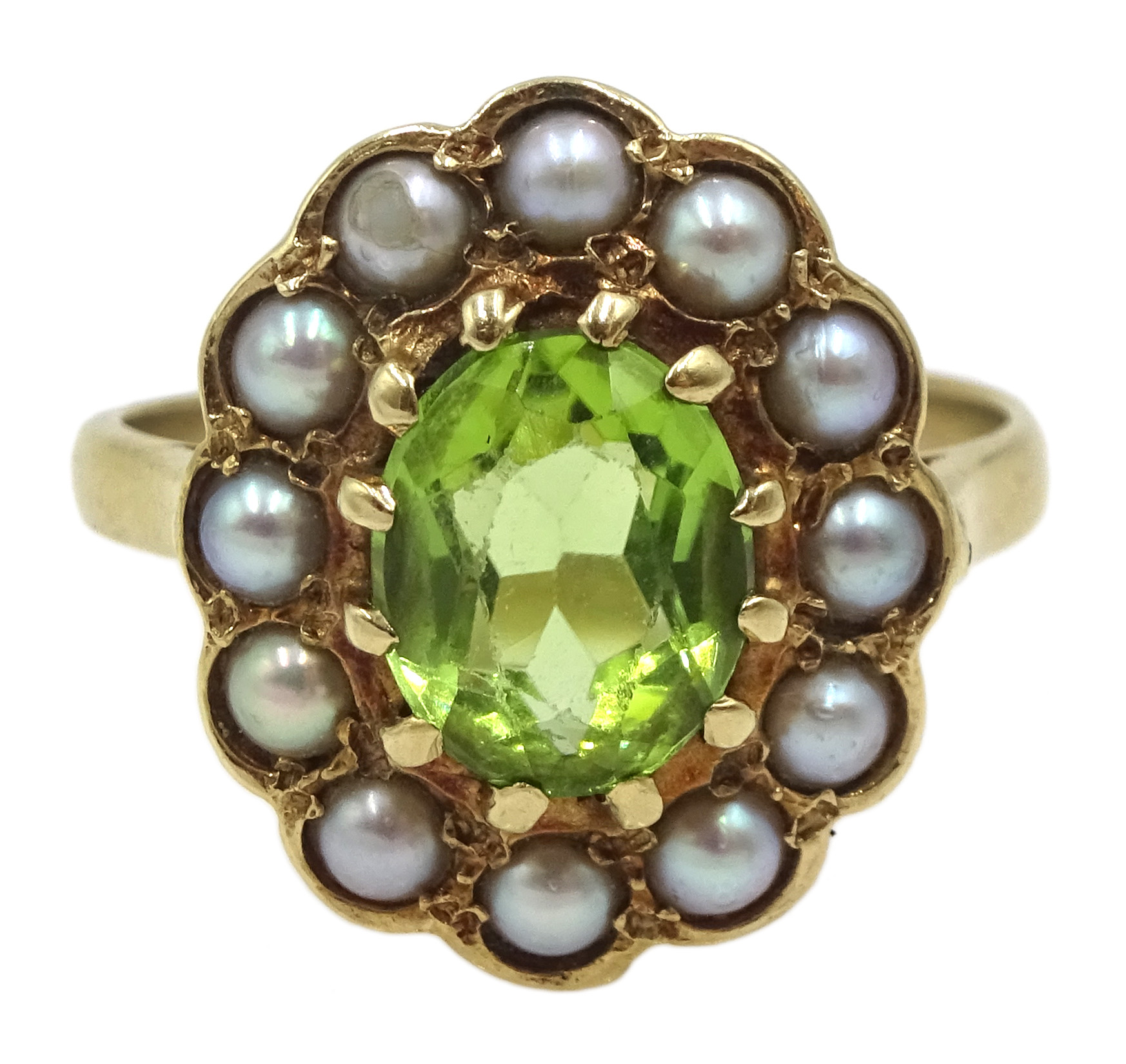 9ct gold oval peridot and split pearl cluster ring - Image 5 of 8