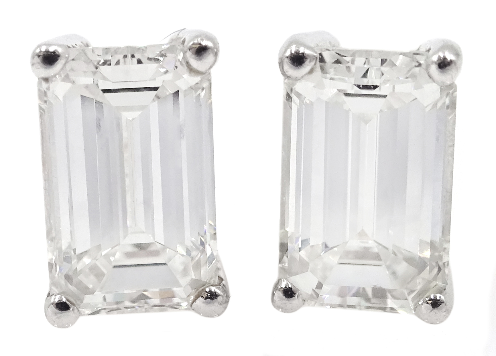 Pair of 18ct white gold emerald cut diamond stud earrings, hallmarked, total diamond weight 1.80 car - Image 3 of 4