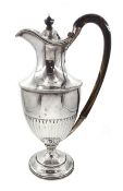 Victorian silver jug with horn handle by Edward Barnard & Sons Ltd, London 1896, approx 23.5oz, heig