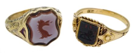 Victorian 15ct gold bloodstone lion intaglio, shield shaped signet ring and a 9ct gold agate dragon