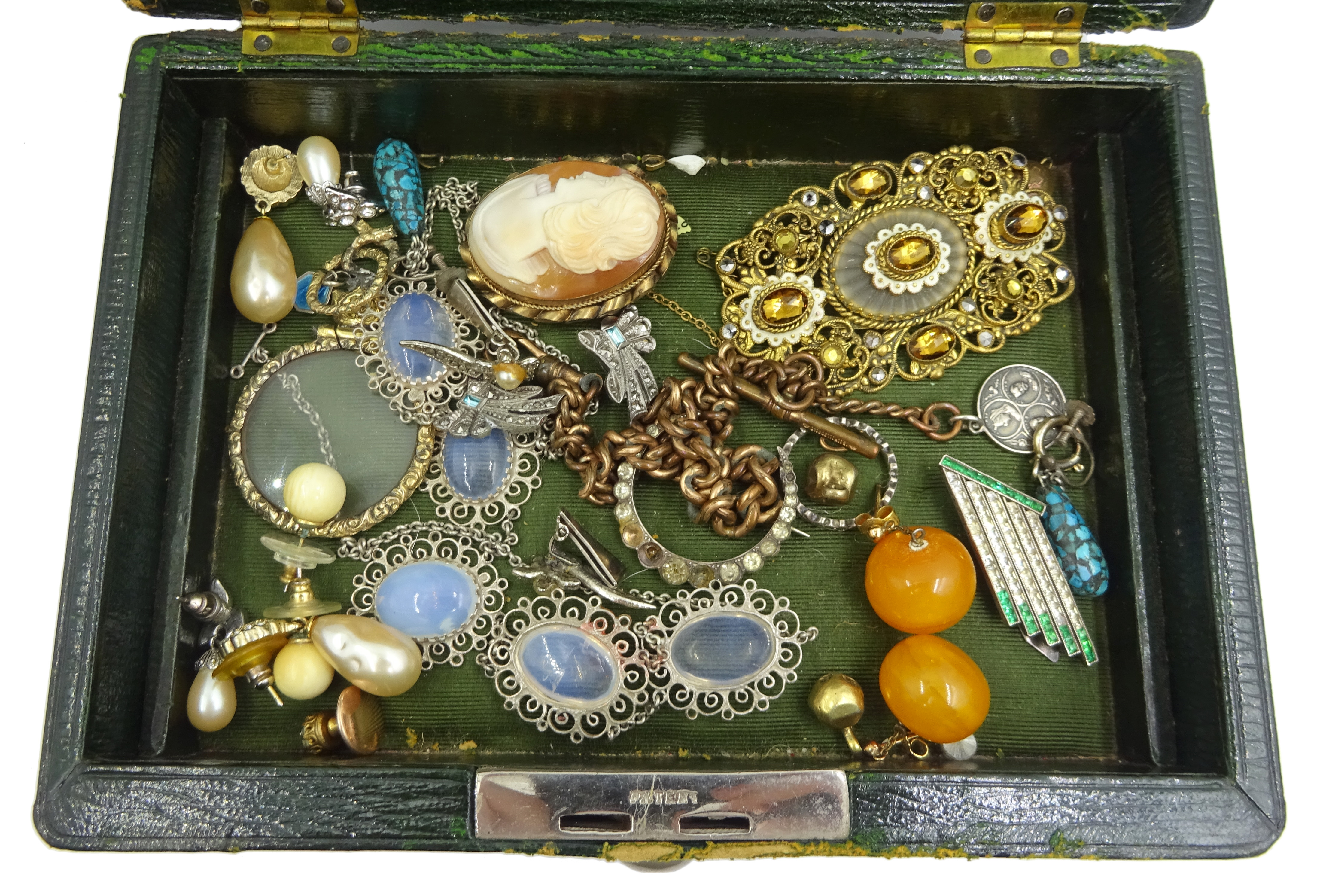 Early 20th century jewellery box, containing Victorian and later jewellery including 17ct gold stone - Image 6 of 8