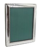 Harrods Ltd silver mounted green velvet lined photograph frame, Sheffield 1993, overall 21cm x 16cm