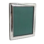 Harrods Ltd silver mounted green velvet lined photograph frame, Sheffield 1993, overall 21cm x 16cm