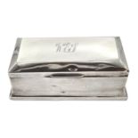 Silver cigarette box by William Comyns & Sons, London 1912