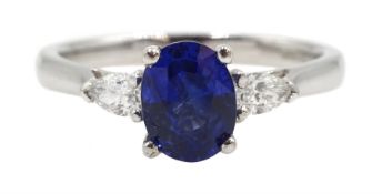 18ct white gold Ceylon sapphire and pear shaped diamond ring, hallmarked, sapphire approx 1.30 carat