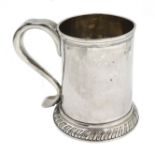 George III silver pint tankard by John Langlands I, Newcastle 1774, approx 10.9oz, height 11.5cm