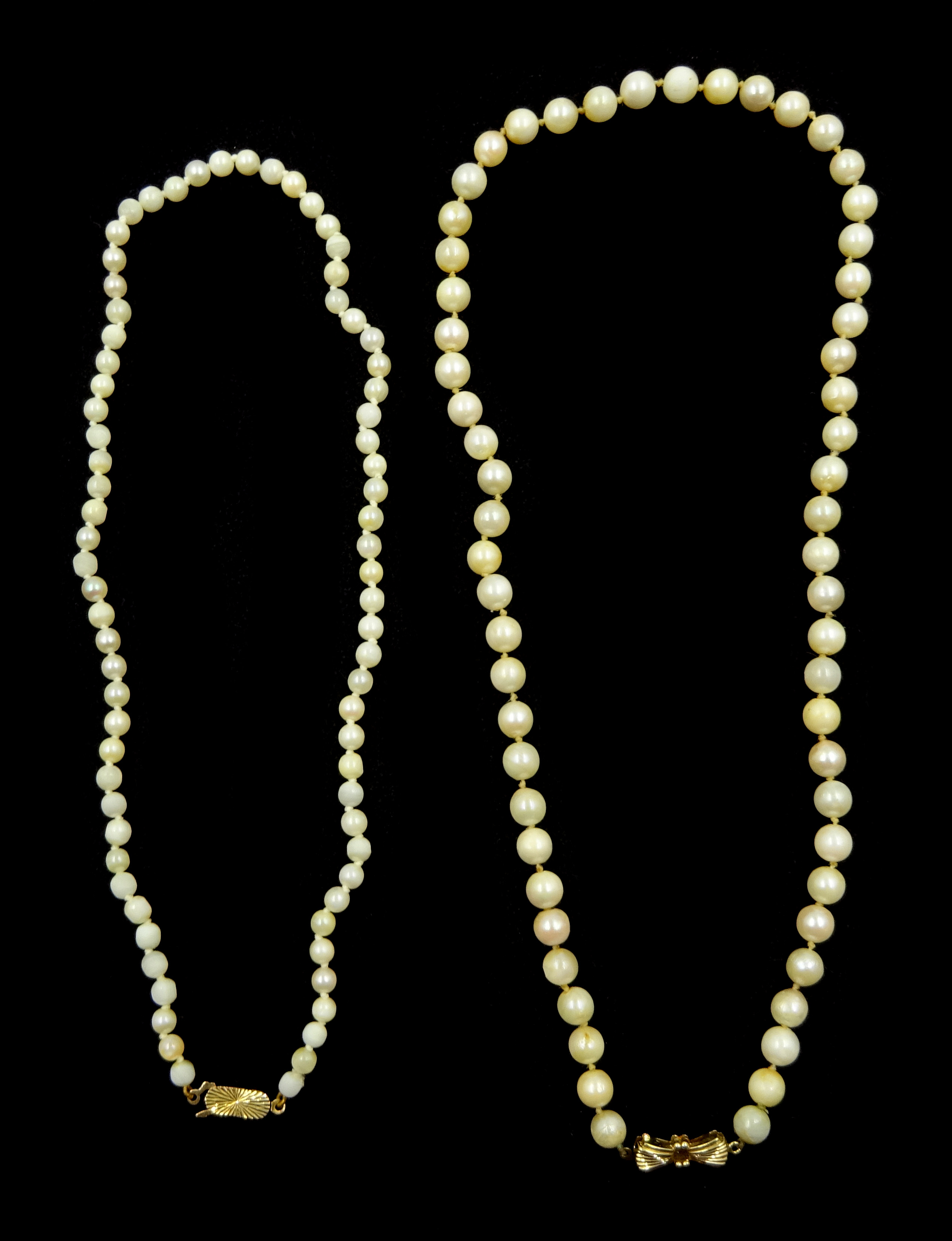 Two single strand cultured pearl necklaces, both with 9ct gold clasps,stamped or hallmarked - Image 4 of 6