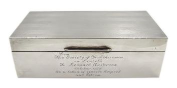 Silver cigarette box, engine turned decoration by William Neale & Son, Birmingham 1926, incribed 'Fr
