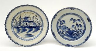 A late 18th/early 19th century pealware plate, with central pagoda decoration and feathered rim, D24