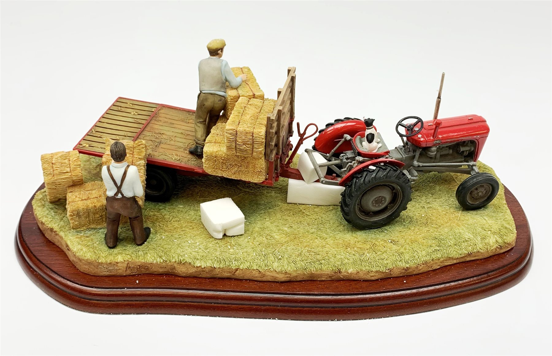 A Border Fine Arts figure group, Loading Up, model no A3448 by Ray Ayres, on wooden base, figure L32 - Image 2 of 4