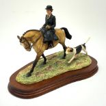 A limited edition Border Fine Arts figure, Elegance in the Field, model no L126 by Anne Wall, 841/95