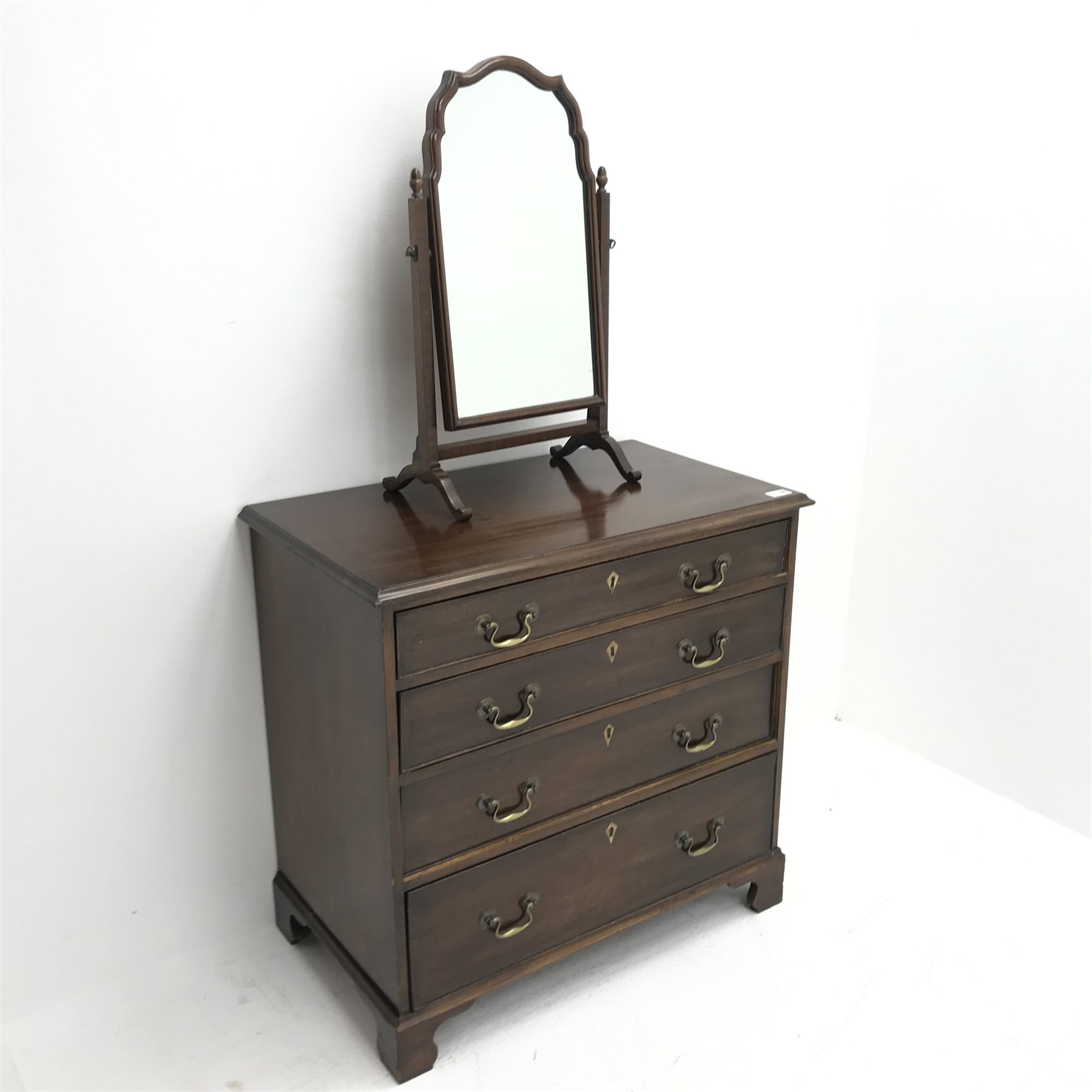 Small George III mahogany chest, moulded top, four graduating cockbeaded drawers, shaped bracket sup - Image 2 of 10