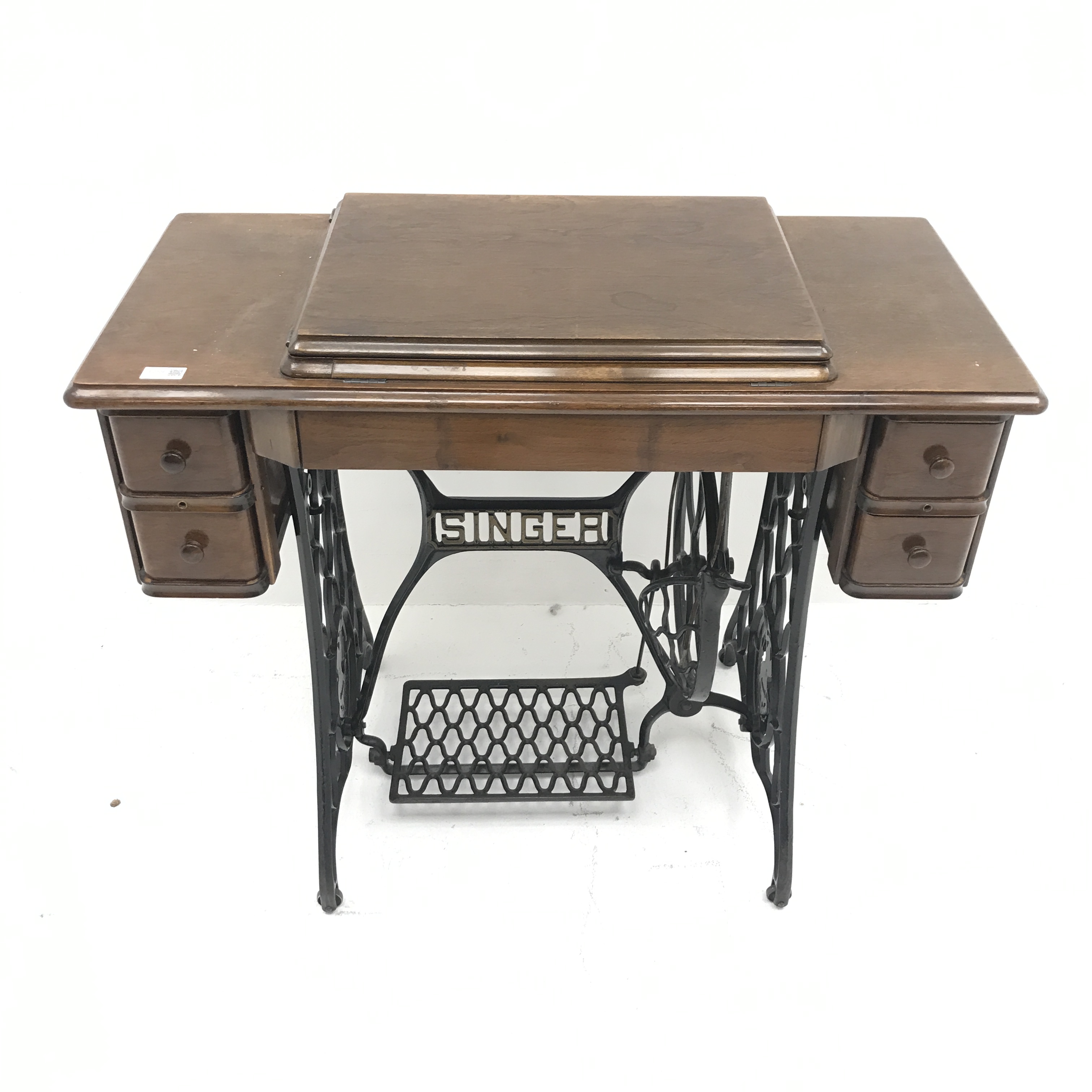 Singer Treadle sewing machine, four drawers, wrought iron base, W91cm, H77cm, D44cm - Image 7 of 10