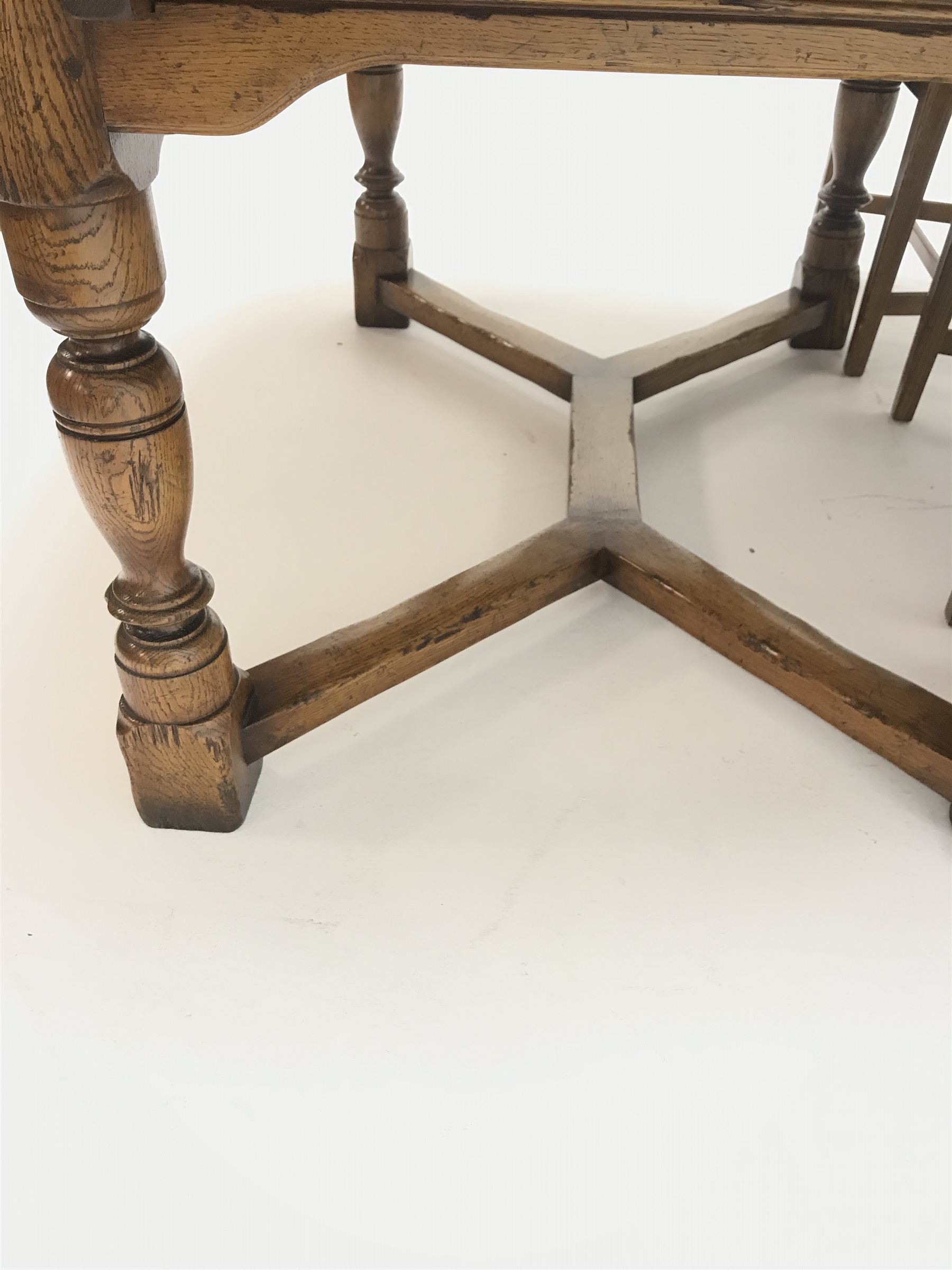 19th century style extending oak dining table, two leaves, baluster supports joined by shaped stretc - Image 9 of 20