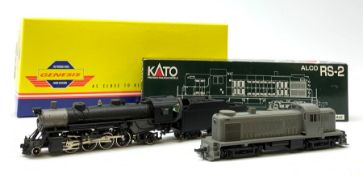 HO scale - Athearn Genesis G9010 USRA 2-8-2 locomotive; and Kato Alco RS2 37-2100 locomotive with un