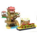 Sylvanian Families by Tomy - Old Oak Hollow Tree House with accessories, boxed Toy Shop with accesso