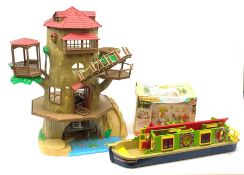 Sylvanian Families by Tomy - Old Oak Hollow Tree House with accessories, boxed Toy Shop with accesso
