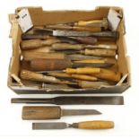 21 chisels & gouges G