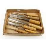 Seven chisels and gouges G