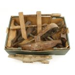 Quantity of old wood tools G-