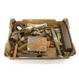 A box of tools G+