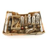 Nine metal planes some with cracked handles G-