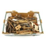 A box of tools G-