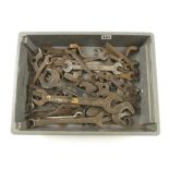 Quantity of vintage wrenches and bicycle spanners etc G