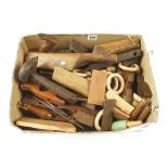 A box of tools G