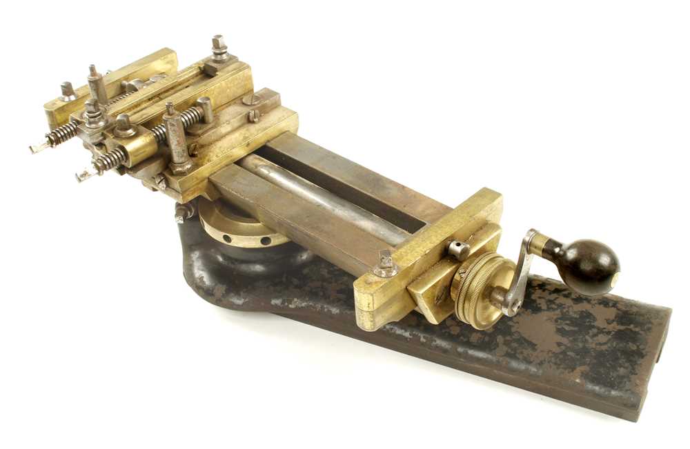 A fine HOLTZAPFFEL ornamental turning lathe with numerous attachments incl. ornamental slide rest, - Image 8 of 9