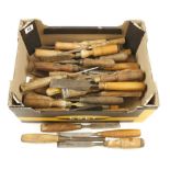 40 old chisels and gouges G