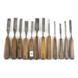 12 gouges with matching octagonal handles (ex Bob Funell collection) G++