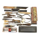 A box of tools G