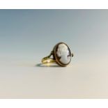 An 18ct gold cameo ringCondition report: Ring size O Good condition