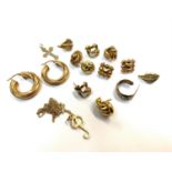 9ct gold earrings and pendants 12.3gm