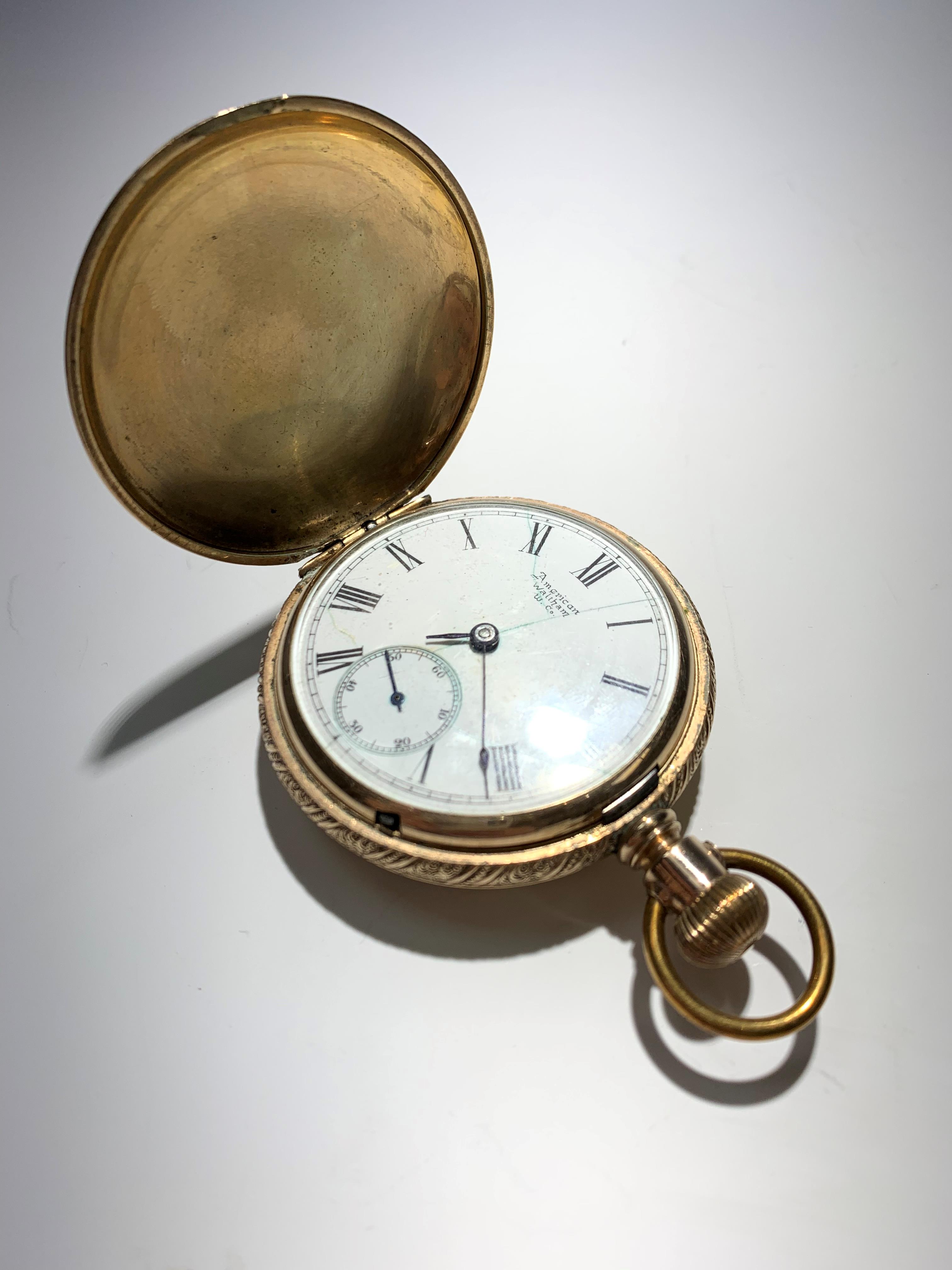 An American Waltham keyless full hunter Mascot cased pocket watch with chased decoration, the - Image 2 of 2