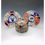 Miscellaneous Japanese imari porcelain to include two chargers, diameters 29.5cm, seven dishes and a